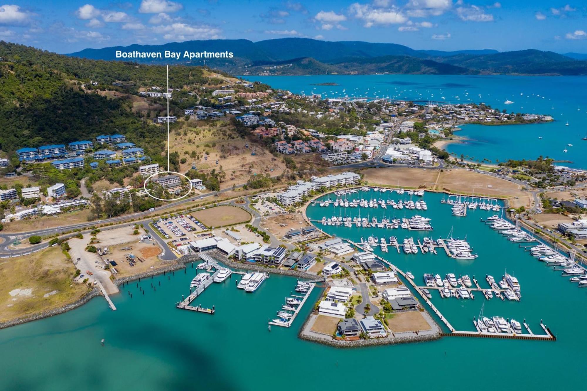 Spa Haven 17B Ocean View Airlie Beach Esterno foto