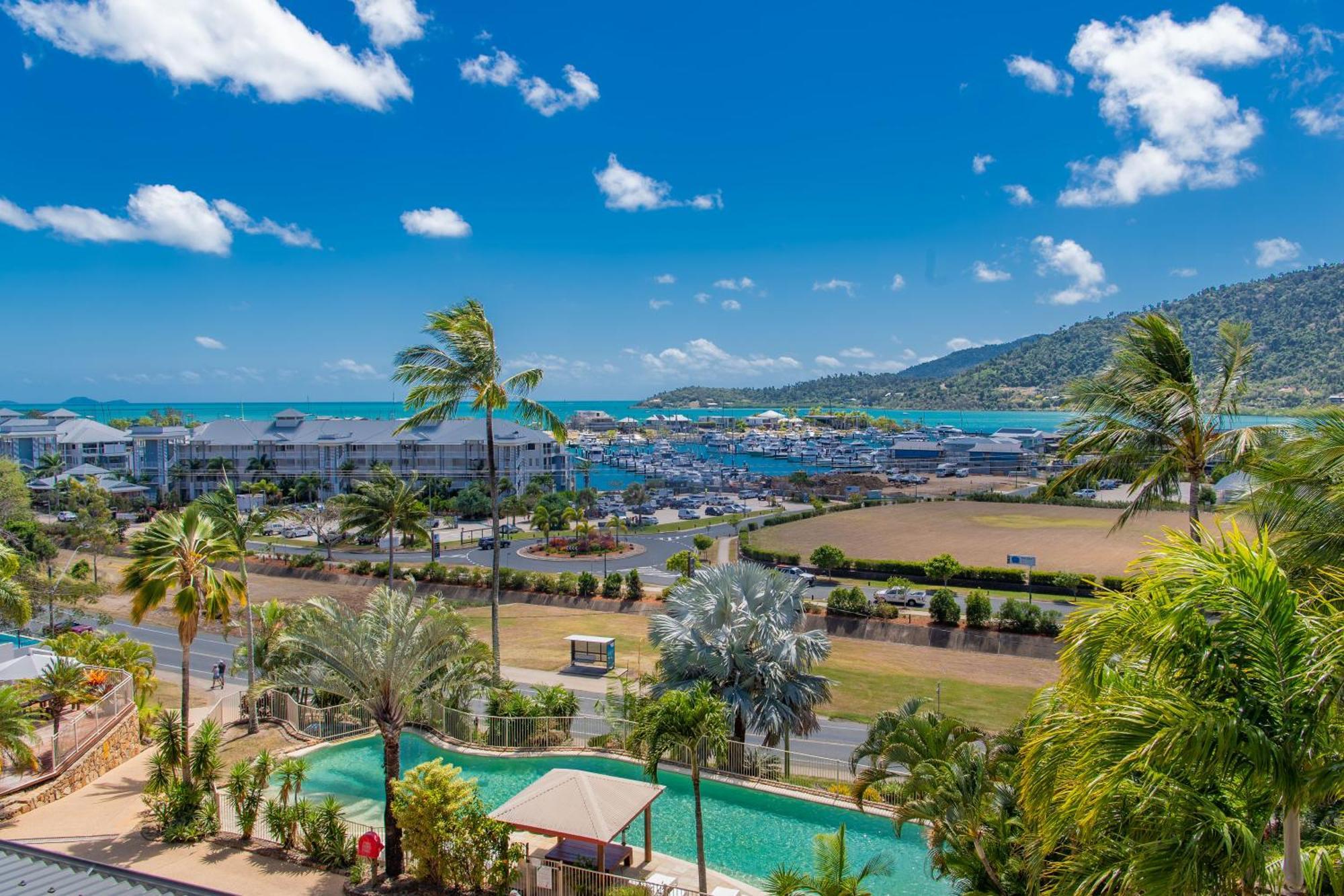 Spa Haven 17B Ocean View Airlie Beach Esterno foto